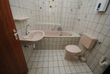 Badezimmer Wer wartet verliert