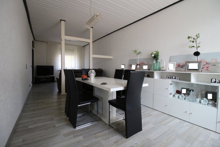 Wohn-Esszimmer Doppelhaush�lfte Herten