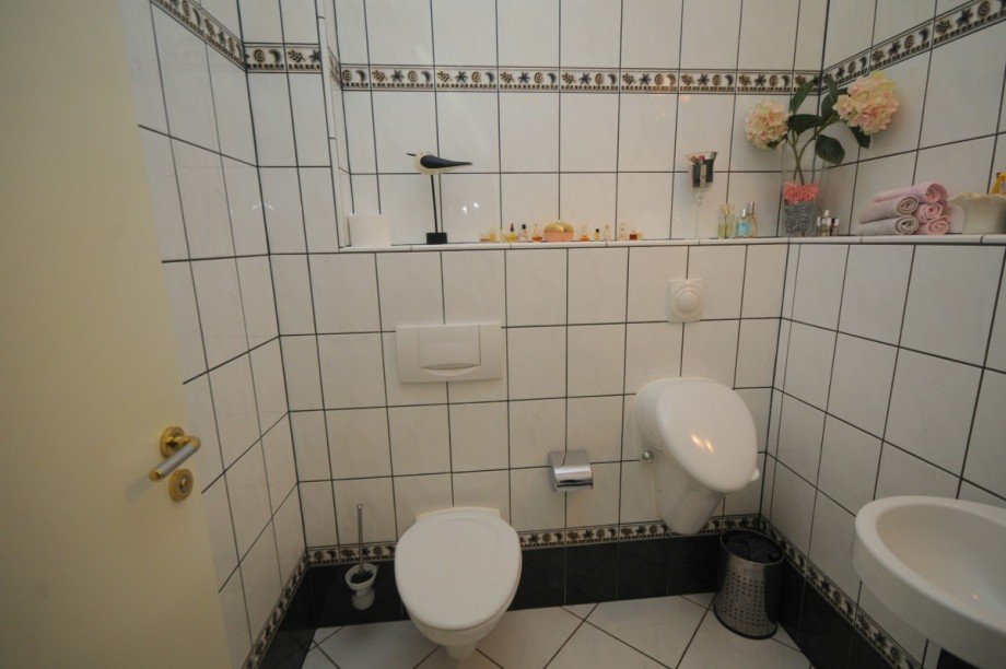 G�ste-WC im EG. Mehrfamilienhaus Gelsenkirchen