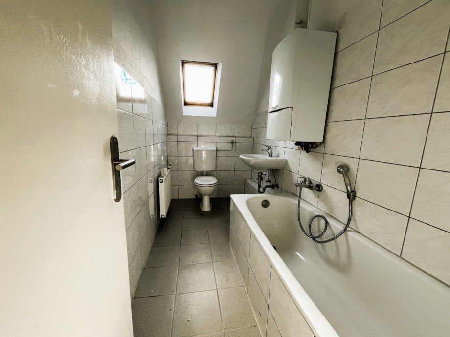 Badezimmer Dachgeschosswohnung Gelsenkirchen