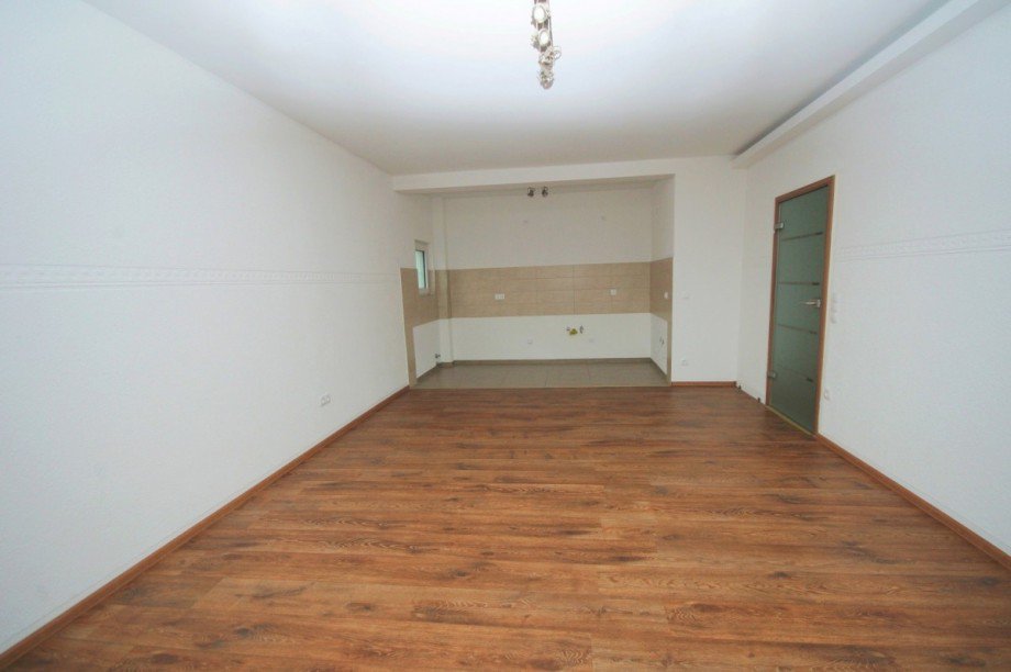 Offene K�che und Teilansicht Wohnzimmer Etagenwohnung Gelsenkirchen