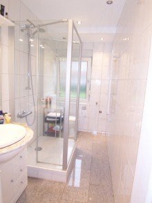 Tageslichtbad Schicke Eigentumswohnung, auf Wunsch mit M�bel u. Elektroger�te!!!