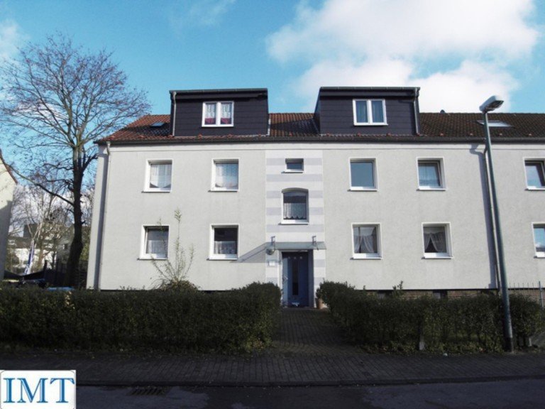 Frontansicht Gelsenkirchen Wohnanlagen 3 Wohnungen, rechte Seite eines Sechsfamilienhauses!!!